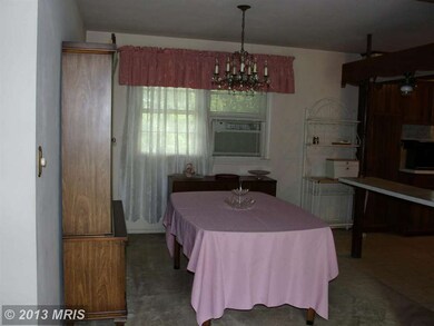 5806 Mentana St, New Carrollton, MD 20784 - photo 4