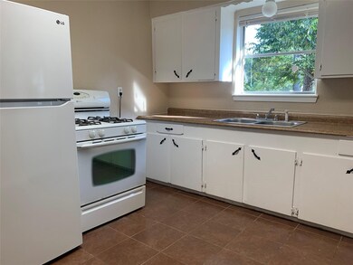 6938 Landor St, Houston, TX 77028 - photo 7