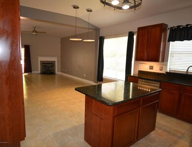 10825 Campus Heights Ln, Jacksonville, FL 32218 - photo 7