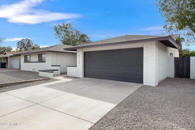 3113 E Edgewood Ave-3