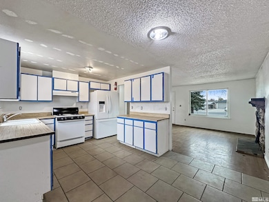 11019 Bornite Ct, Reno, NV 89506 - photo 4