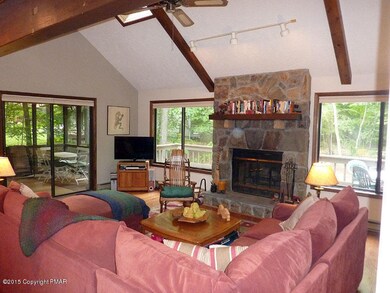 1150 Stonewall Dr, Pocono Pines, PA 18350 - photo 2