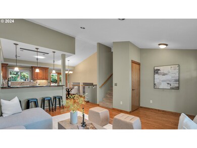 7675 Ridgewood Dr, Gladstone, OR 97027 - photo 5