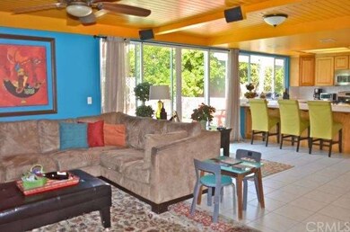 Kitchen Opens up into Family Room