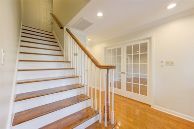 13826 Myrtlea Dr, Houston, TX 77079 - photo 3