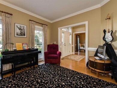 Living Room / Study