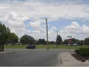 10629 Springwood Dr unit C, El Paso, TX 79935 - photo 2