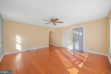 27 Grant St, Riverside, NJ 08075 - photo 6