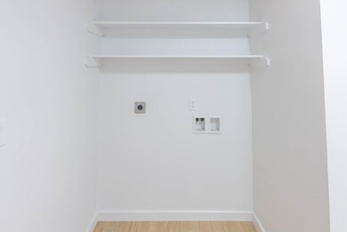 5111 Francine Ln, Houston, TX 77016 - photo 7