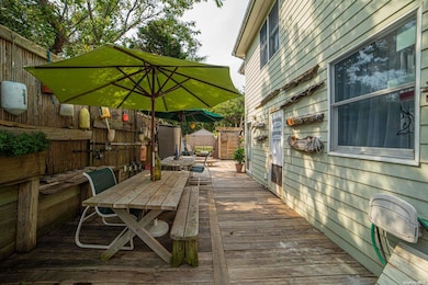 917 E End Walk, Bay Shore, NY 11706 - photo 3