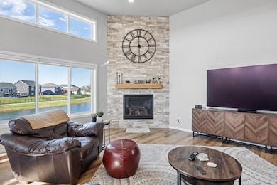 1033 Ashley Dr W, Riverside, ND 58078 - photo 7