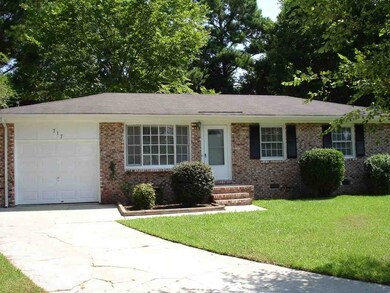 717 Dennis Ct, Jacksonville, NC 28546 - photo 2