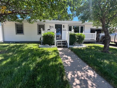 1501 Bridle Dr, Mitchell, SD 57301 - photo 4