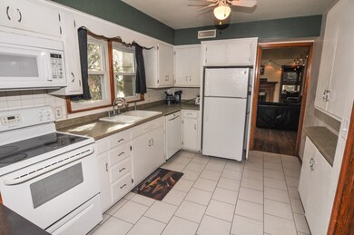 1111 W Sunset Ln, West Lafayette, IN 47906 - photo 7