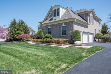 16533 Harbour Town Dr, Silver Spring, MD 20905 - photo 3