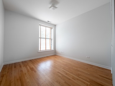 4607 N Beacon St unit 2E, Chicago, IL 60640 - photo 4
