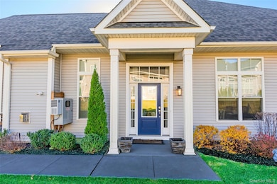 366 Wavell Ave, Yaphank, NY 11980 - photo 3