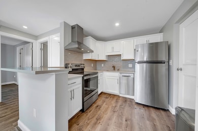 26 W Wyoming Ave unit 4E, Melrose, MA 02176 - photo 5
