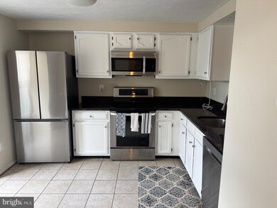 8902 Chesapeake Lighthouse Dr, North Beach, MD 20714 - photo 5