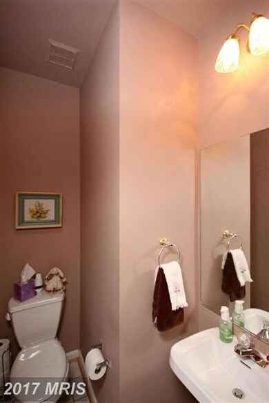 5706 Goldfinch Ct, Ellicott City, MD 21043 - photo 6