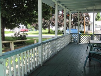 47 Elm St, Hardwick, VT 05843 - photo 4