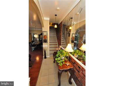 36 N 30th St, Camden, NJ 08105 - photo 2
