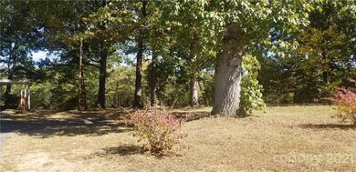 320 Swann Rd, Statesville, NC 28625 - photo 3