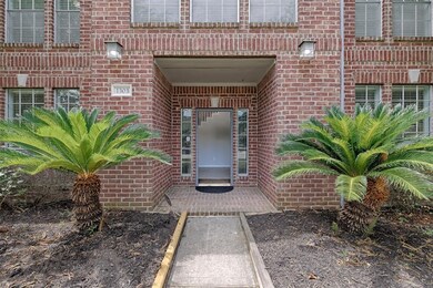 1303 Dove Trail unit TRI, Tomball, TX 77375 - photo 3