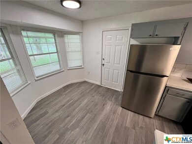 1003 W Lincoln Ave, Copperas Cove, TX 76522 - photo 6