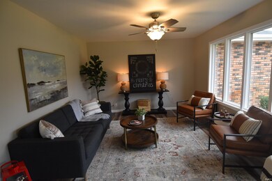 56682 Diamond Dr, Elkhart, IN 46516 - photo 3