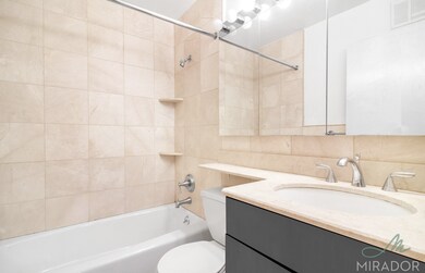 330 E 39th St unit 28A, New York, NY 10016 - photo 5
