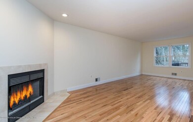 850_1743-Edit_preview living