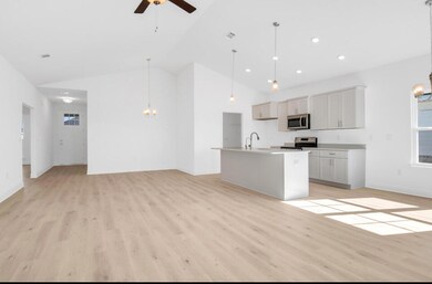 275 Alleyoak Ln unit Lot 8-1, Freeport, FL 32435 - photo 7