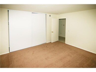 4846 Kelly Dr, Carlsbad, CA 92008 - photo 4