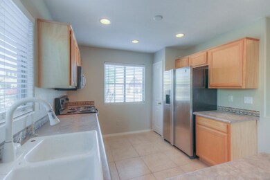 Kitchen (2)-FULL