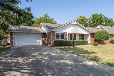 Deep driveway with abundant parking space