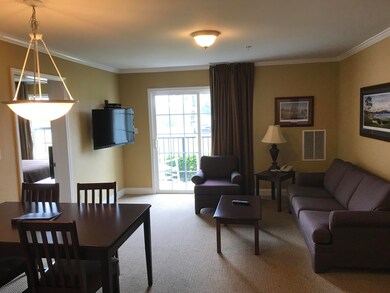 condo LR 2