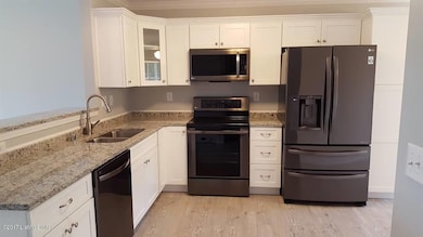 443 Woodlake Dr, Mount Washington, KY 40047 - photo 7