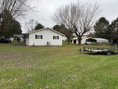 708 Old St Rt 327, Wellston, OH 45692 - photo 5