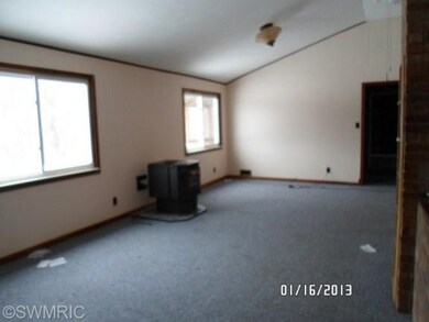 1021 Grant St, Bitely, MI 49309 - photo 2