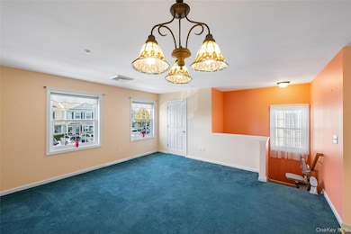 1228 Willow Ln, Valley Stream, NY 11580 - photo 5