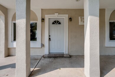 137 N Spruce St, Wichita, KS 67214 - photo 3