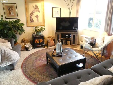 1941 Willow St, Florence, OR 97439 - photo 6