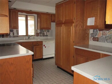 Kitchen (12x8)