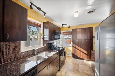 Extra kitchen storage built-in