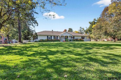 702 S 90th St, Omaha, NE 68114 - photo 4