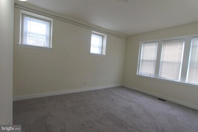 100 E Price St unit 3-C, Philadelphia, PA 19144 - photo 7