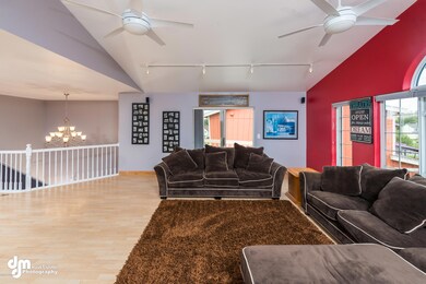 Living Room_7093-FULL