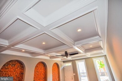 834 W Lombard St, Baltimore, MD 21201 - photo 4