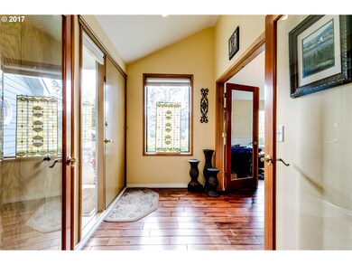 Entrance/Foyer